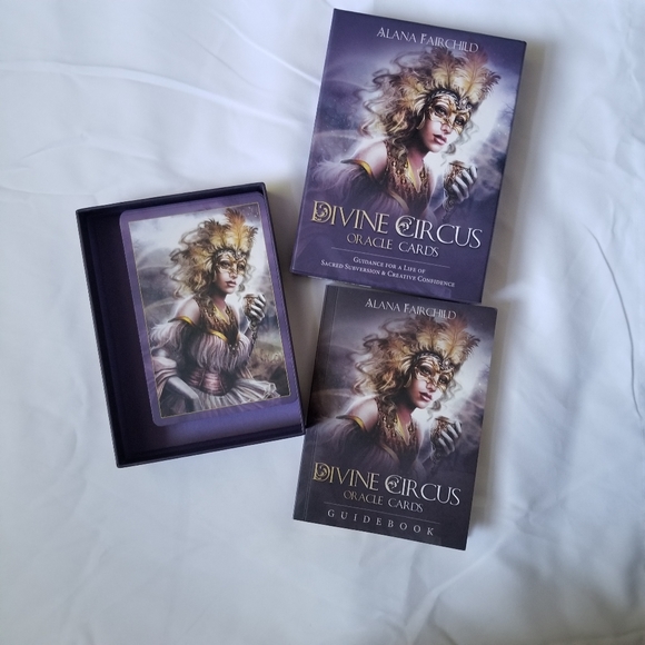 Divine Circus Oracle Cards - Picture 3 of 4